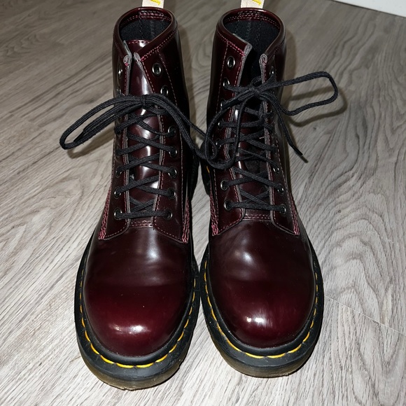 Doc Martens - Picture 1 of 5